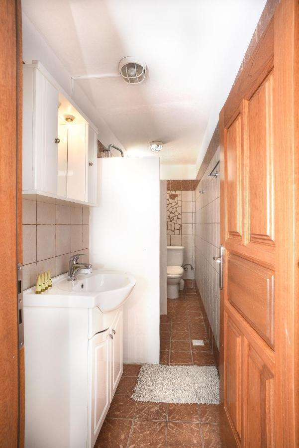 גאיוס New! Paxoswhite Sea View Apartments & Studios! מראה חיצוני תמונה