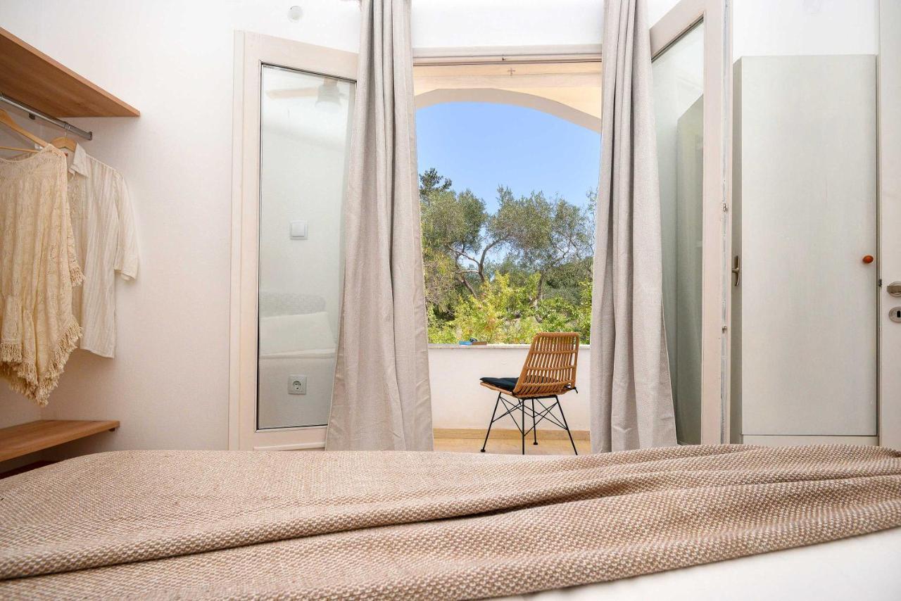 גאיוס New! Paxoswhite Sea View Apartments & Studios! מראה חיצוני תמונה